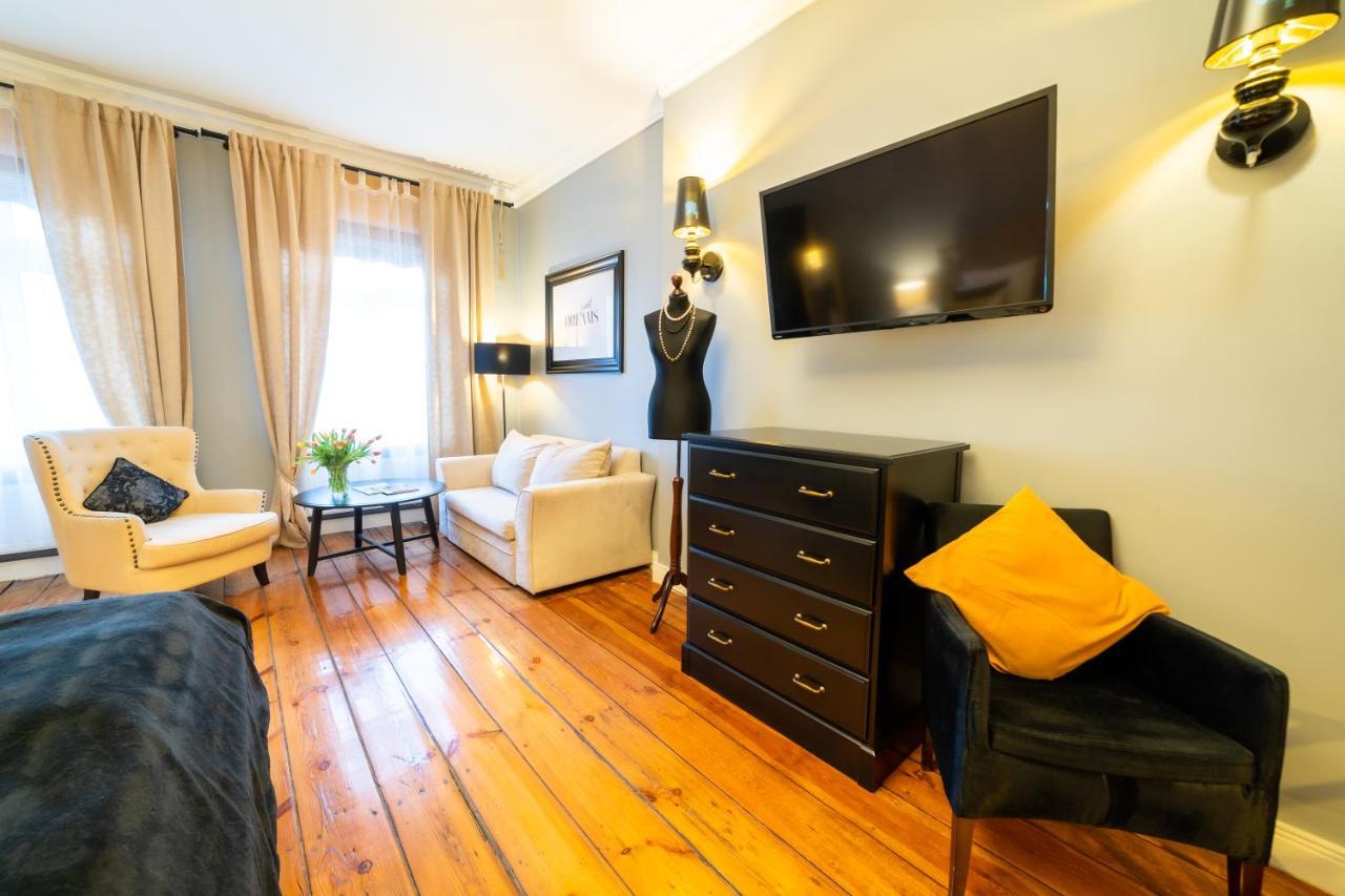 Apartamenty Pod Zegarem Mikołajki Buitenkant foto